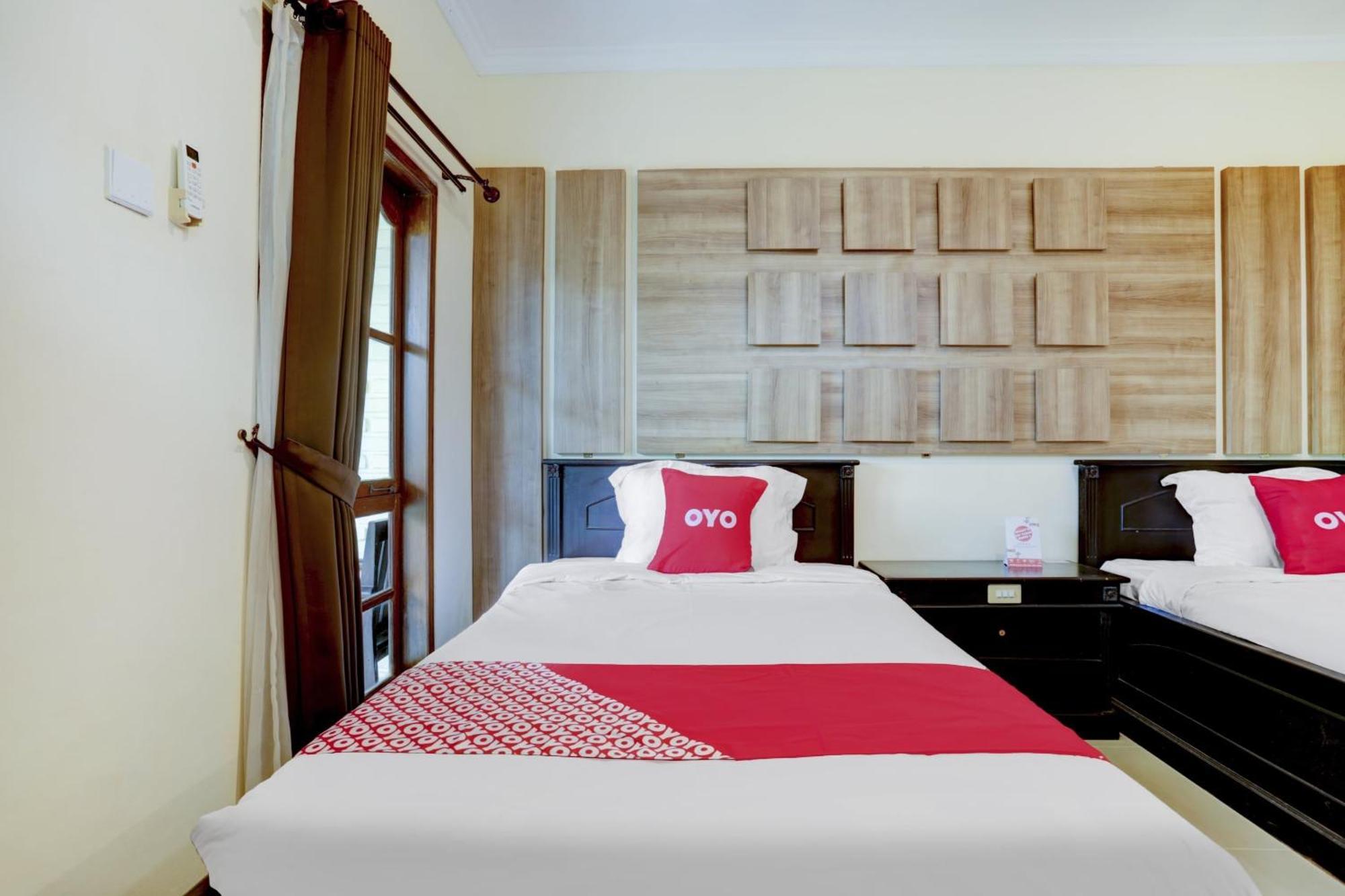 Oyo 1762 Hotel Astiti Graha Tanah Lot Exterior photo